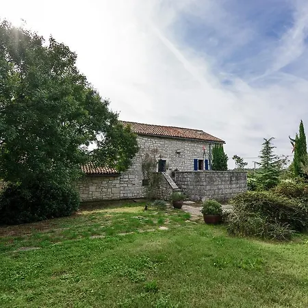 Stancija Mamu Villa *